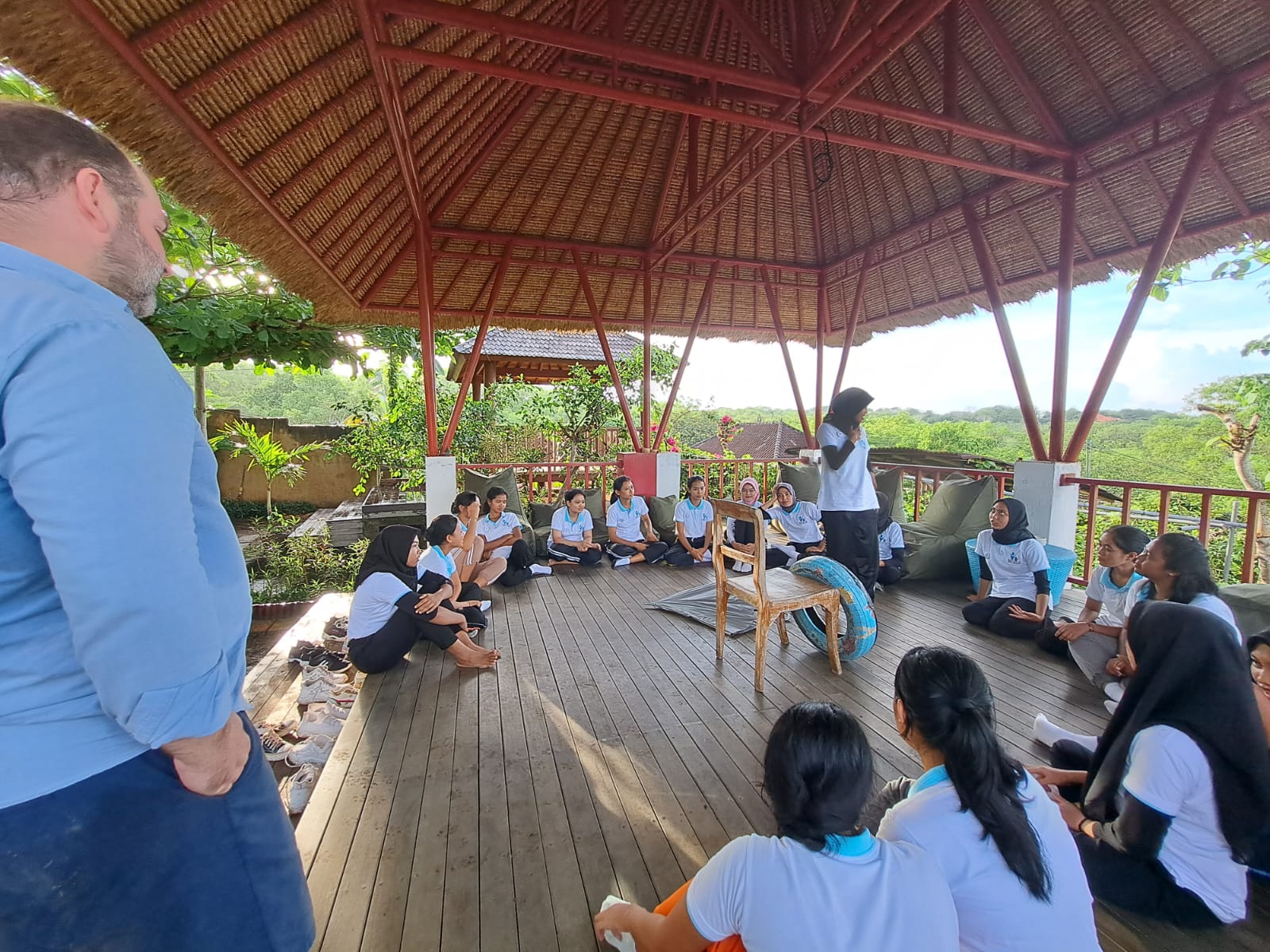 Bali Wise Training students in bale 2