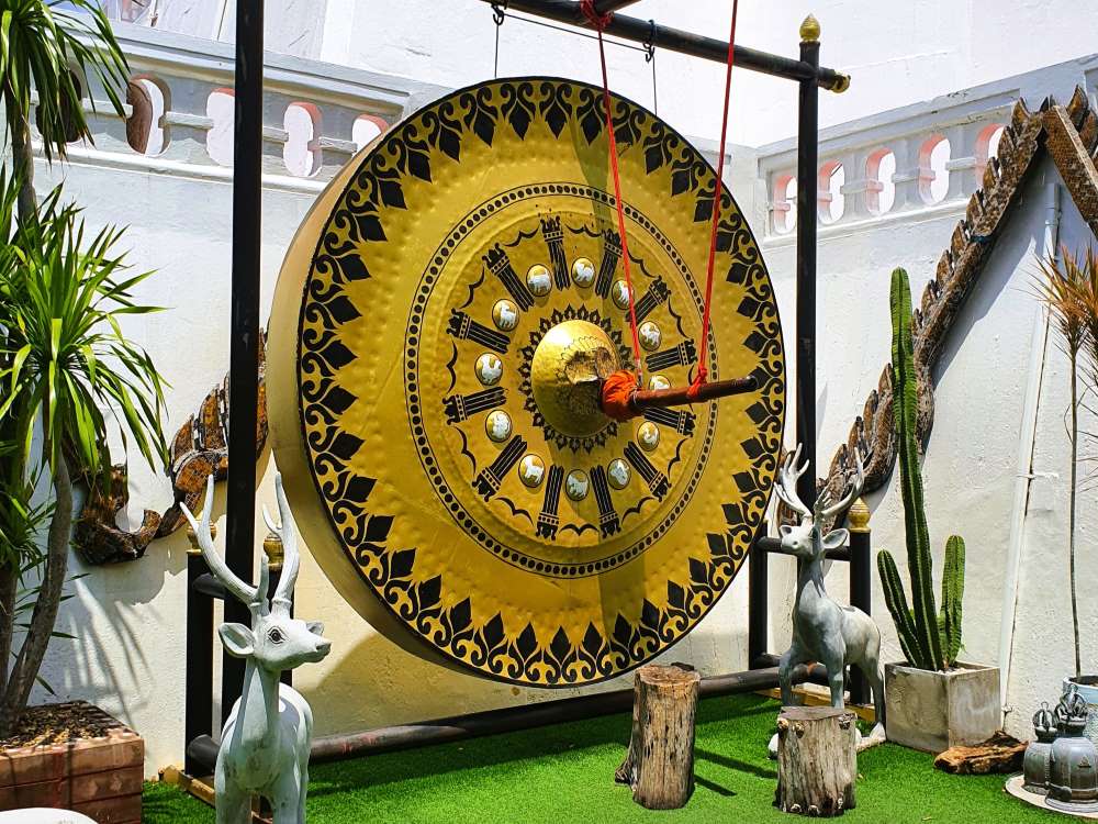 Gong w Bangkoku zmienione proporcje edited