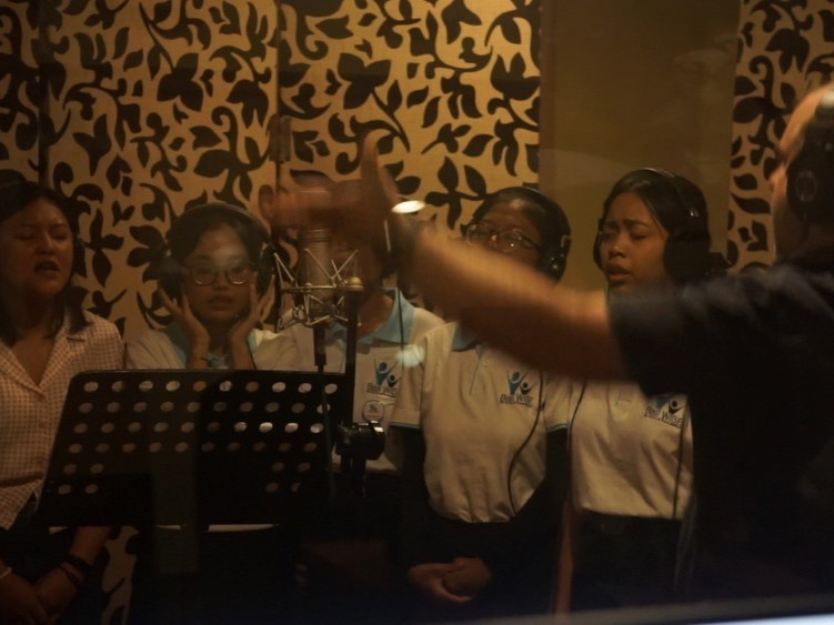 Studio nagranie I Know the Longer Way cut edited